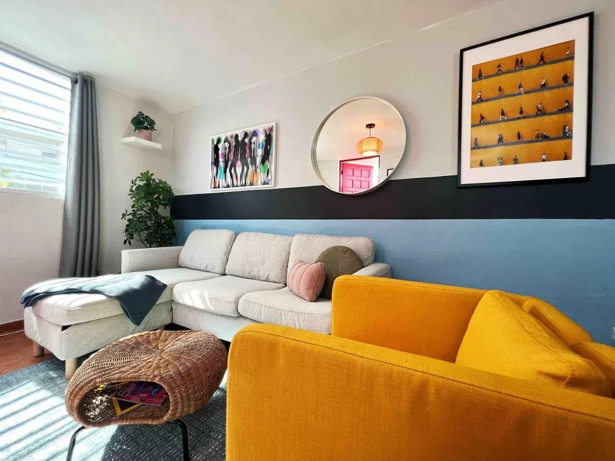Spacious 2Br In San Juan W Parking Walk To Beach! Apartment